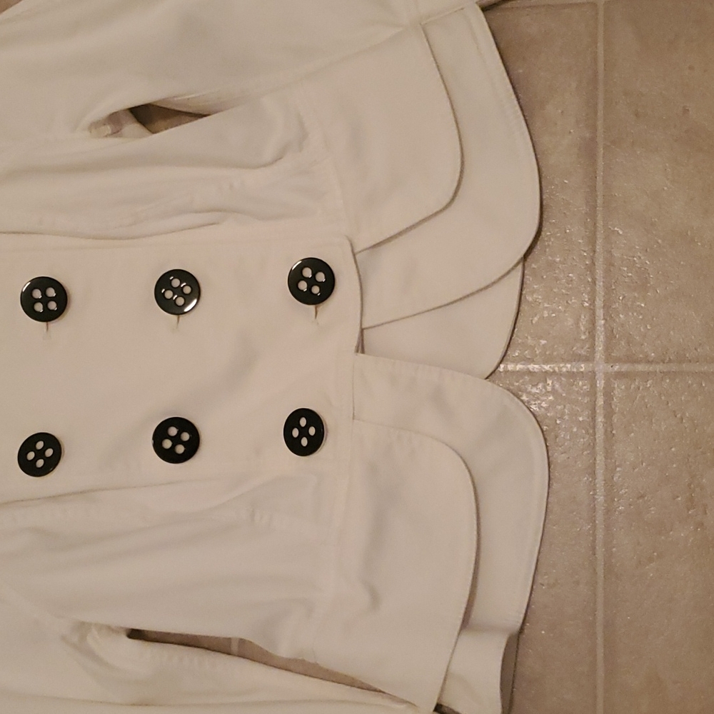 Stylish Button Down Blazer! Sz. 6! - image 3